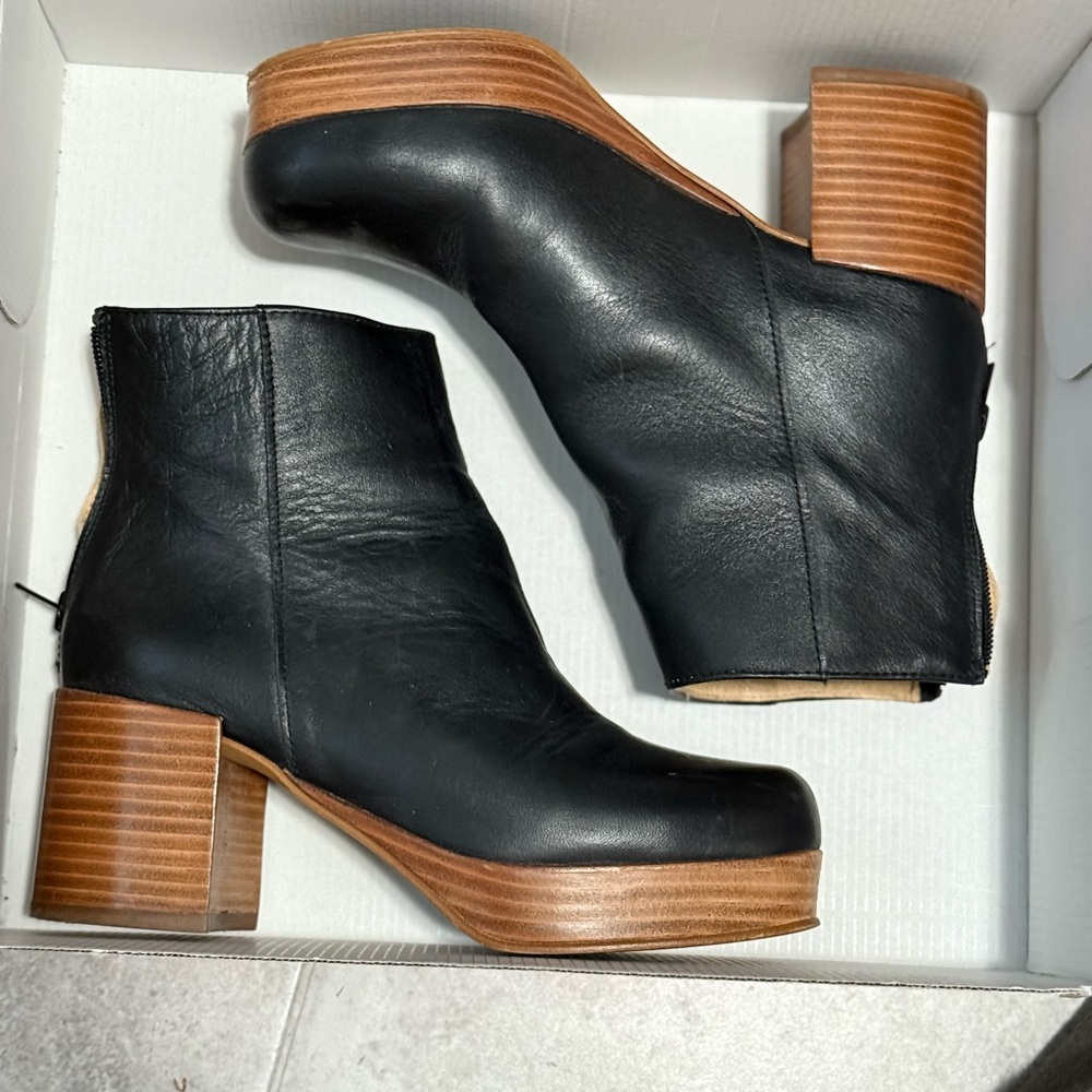 INTENTIONALLY BLANK Black Leather Heeled Boots
